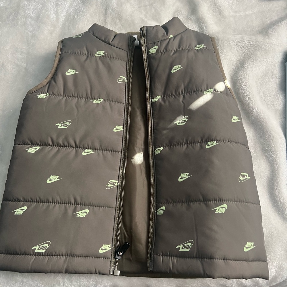 Nike set for toddler